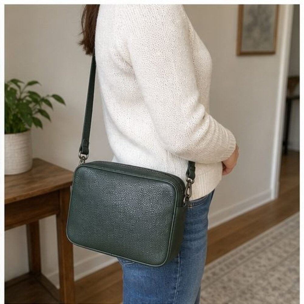 Cognac Canvas Crossbody Bag - Picture 3 of 6